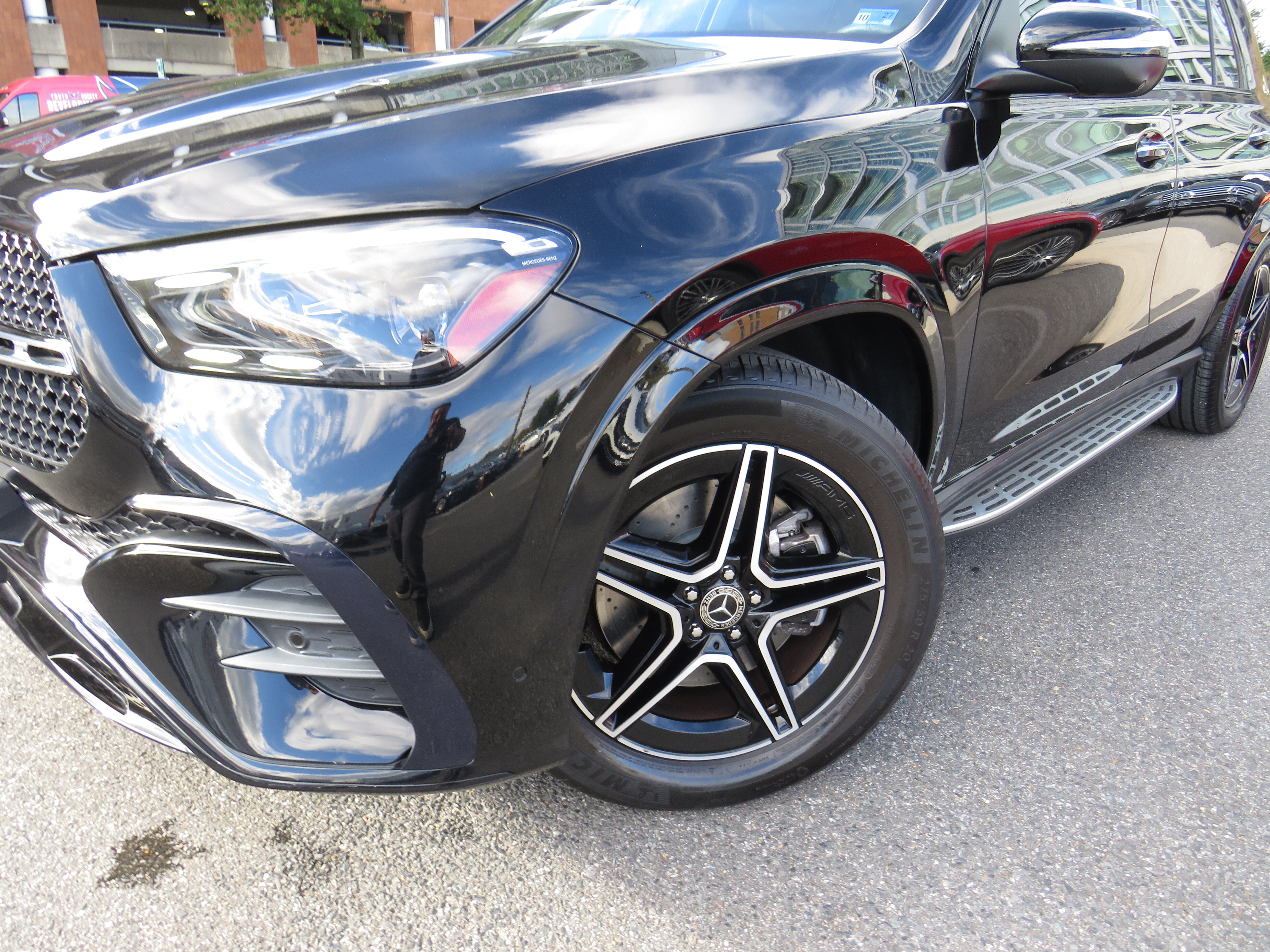 Certified Used 2024 Black Mercedes-Benz GLE 350 4MATIC® image 24