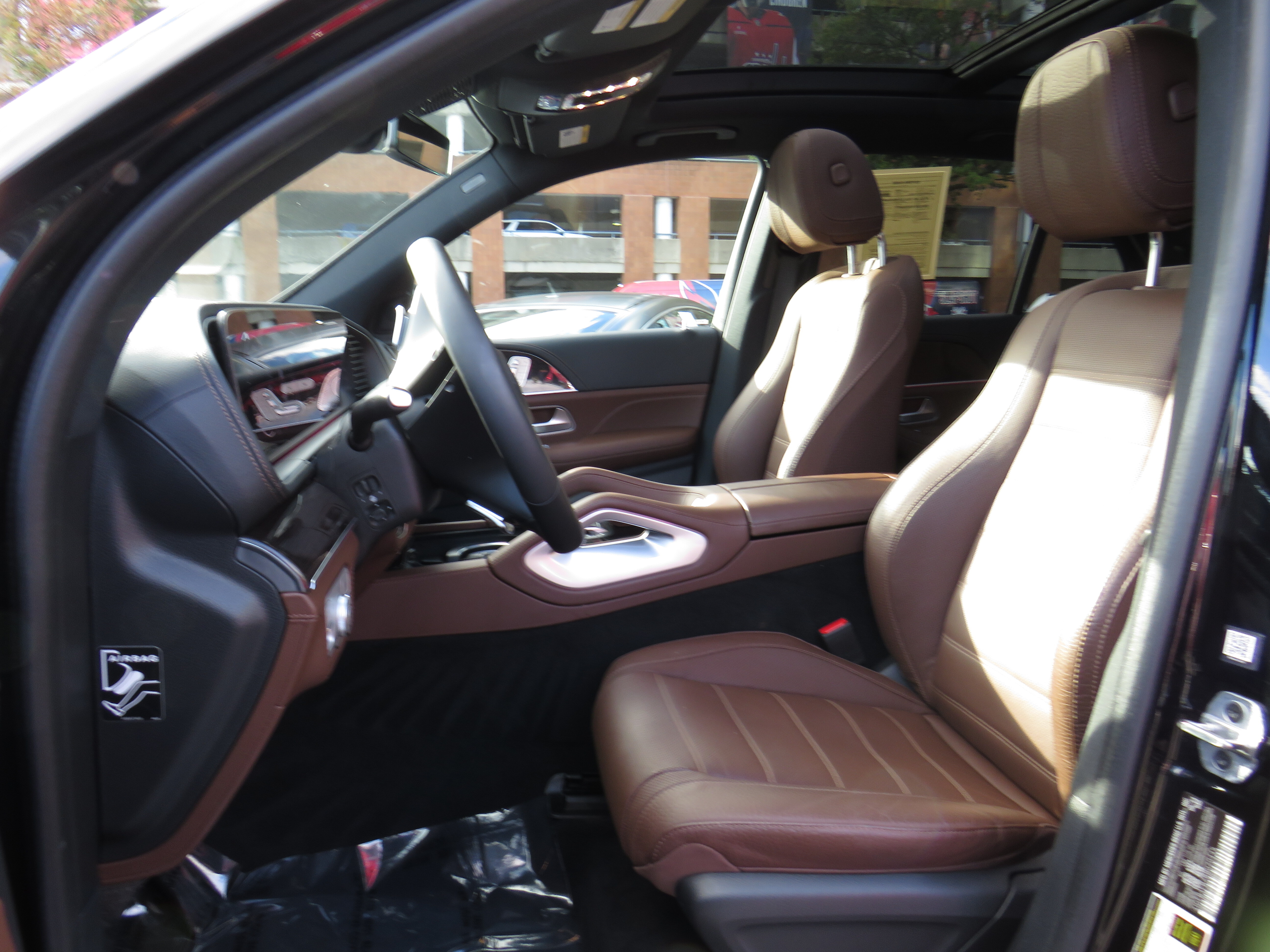 Certified Used 2024 Black Mercedes-Benz GLE 350 4MATIC® image 20