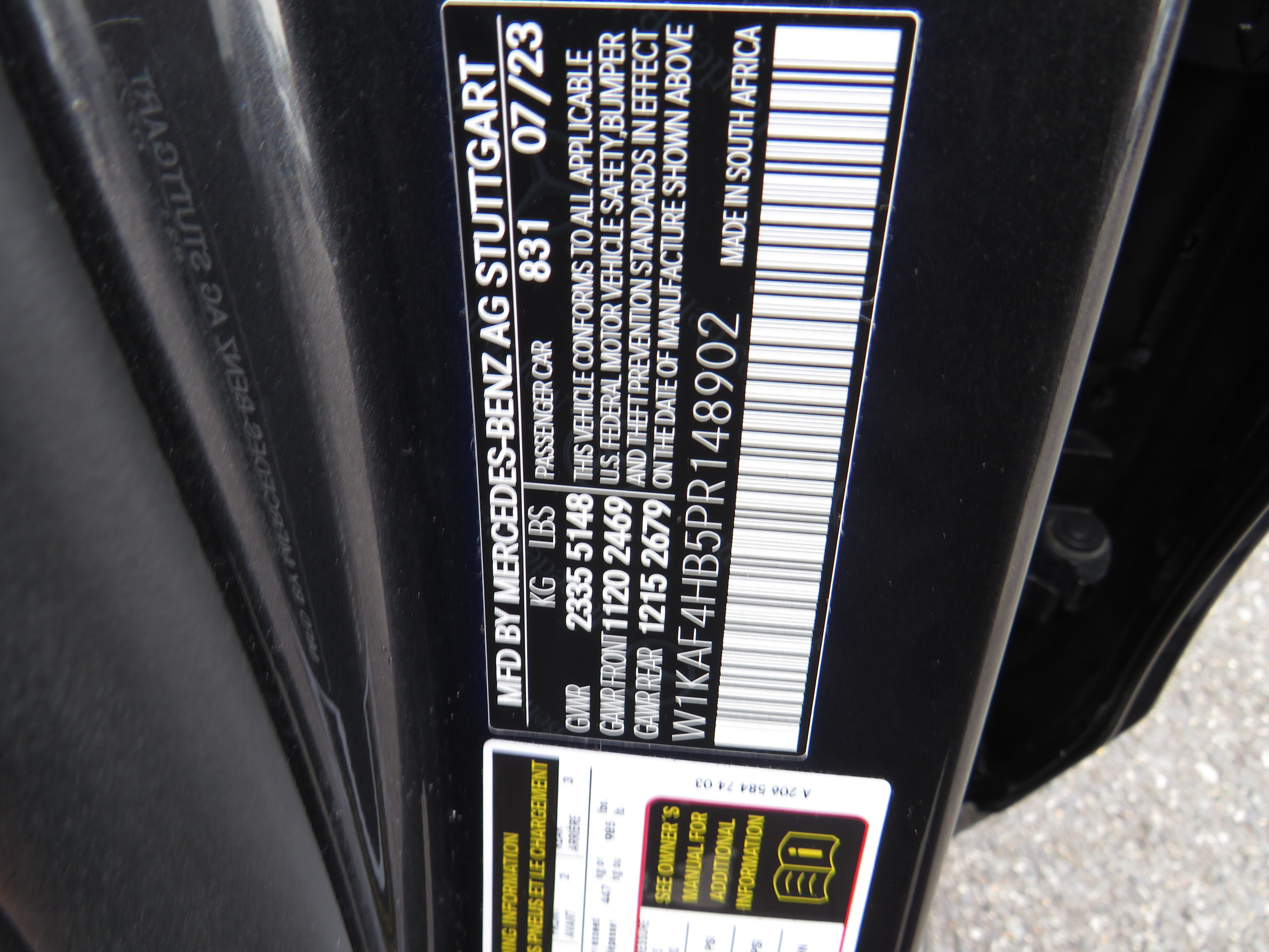 Certified Used 2023 Graphite Grey Metallic Mercedes-Benz C 300 4MATIC® image 8