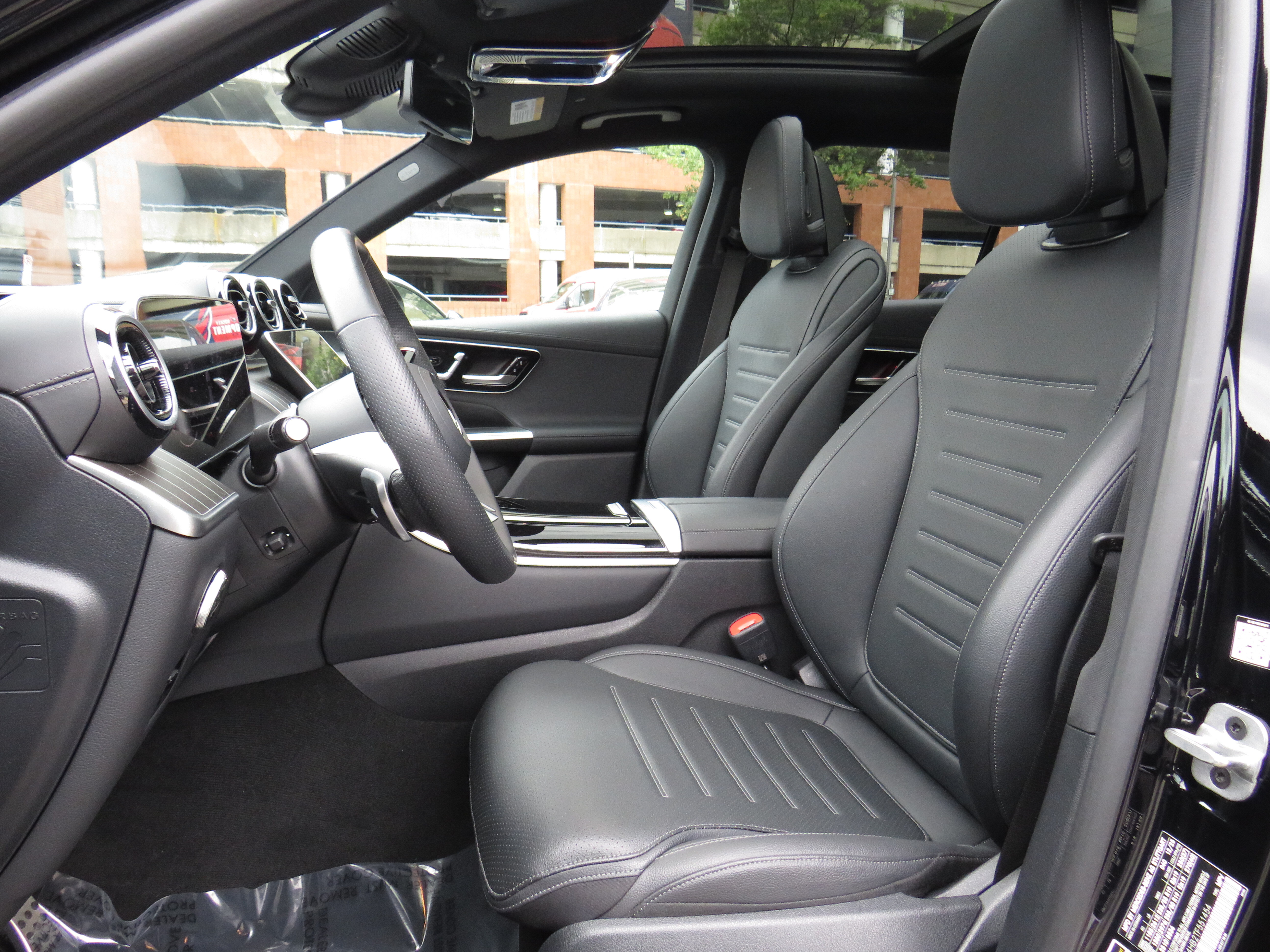 Used 2026 Black Mercedes-Benz GLC 300 4MATIC® image 20