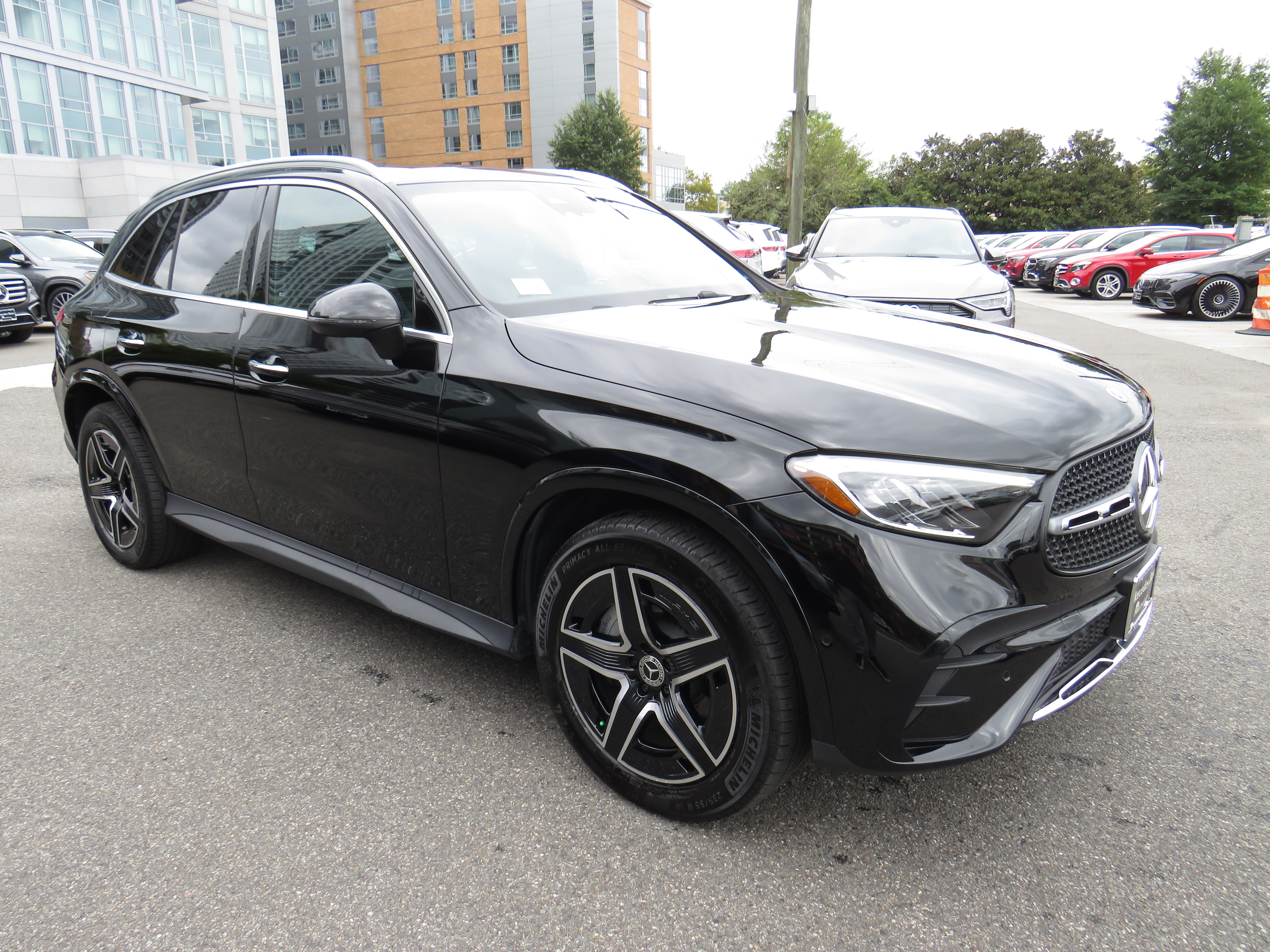 Used 2026 Black Mercedes-Benz GLC 300 4MATIC® image 5