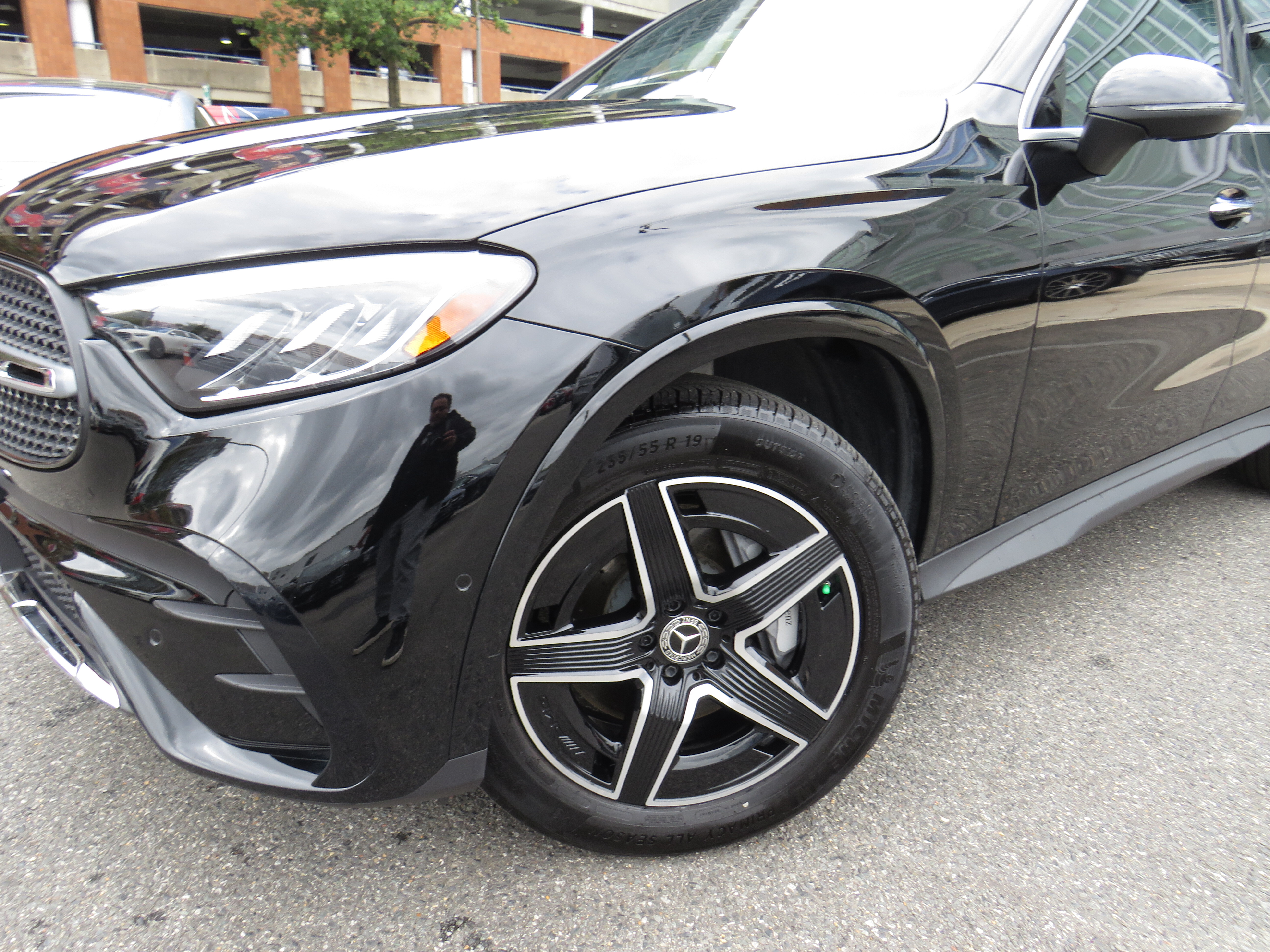 Used 2026 Black Mercedes-Benz GLC 300 4MATIC® image 24