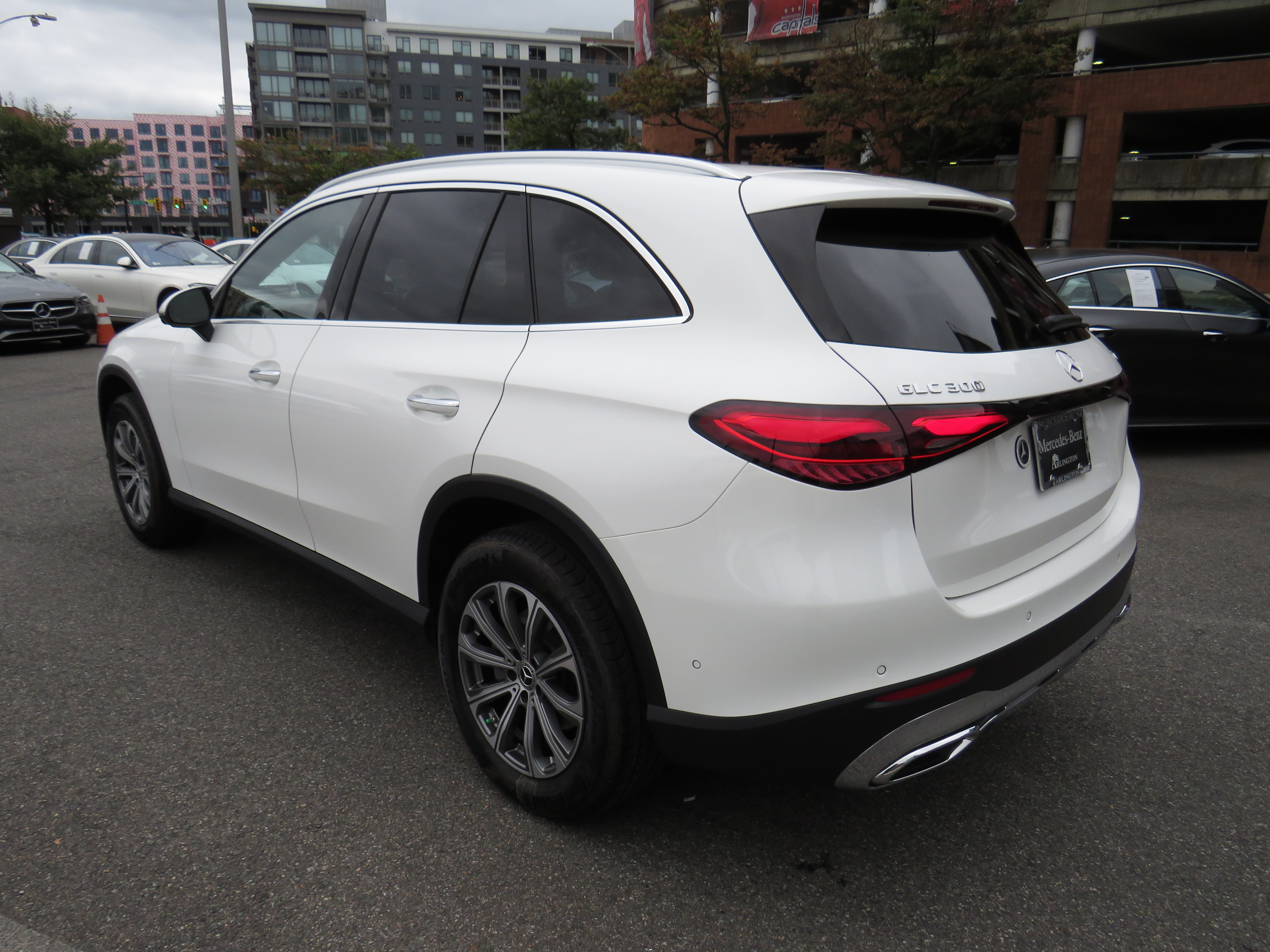 Used 2026 Polar White Mercedes-Benz GLC 300 4MATIC® image 2