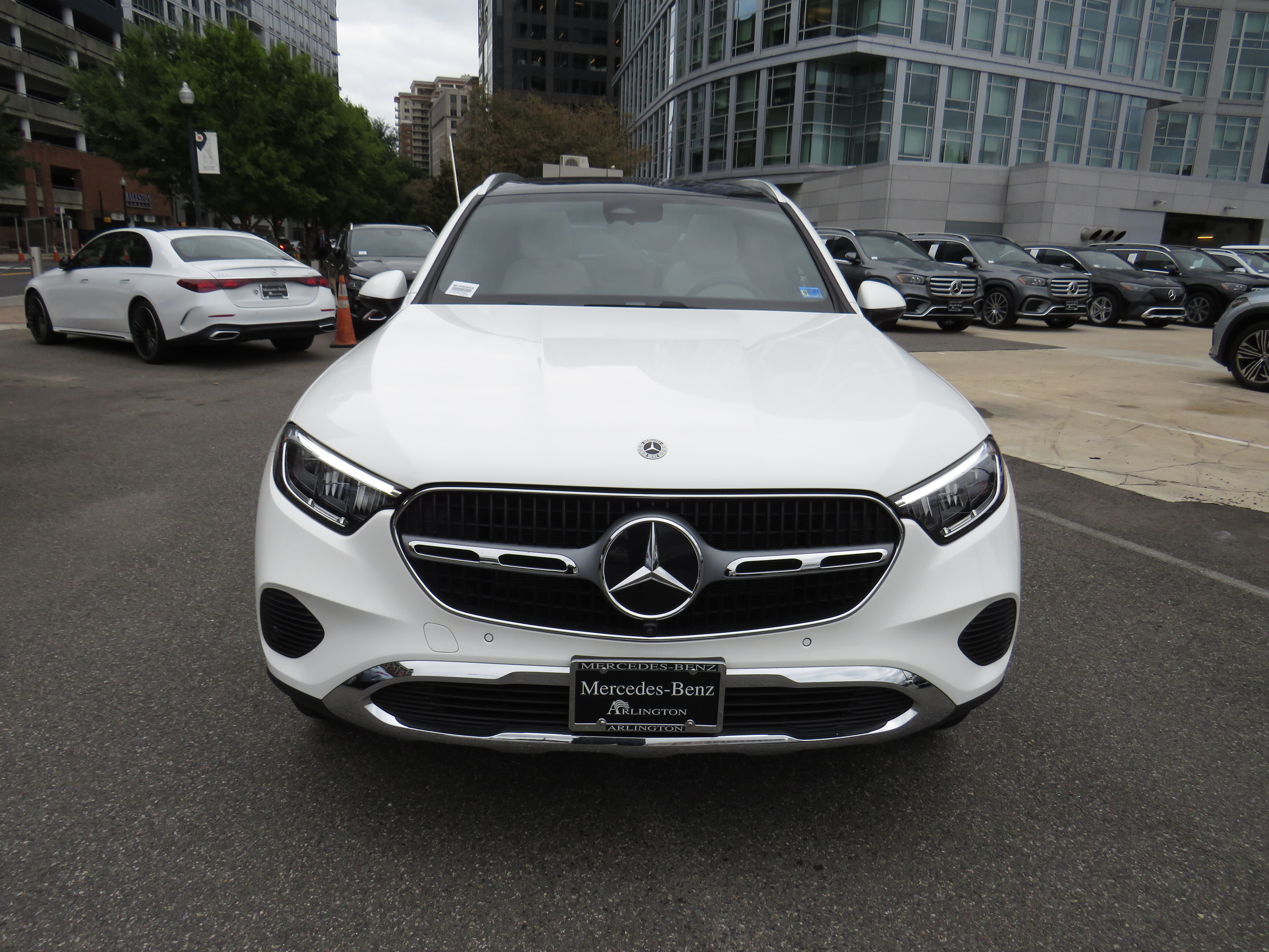 Used 2026 Polar White Mercedes-Benz GLC 300 4MATIC® image 6
