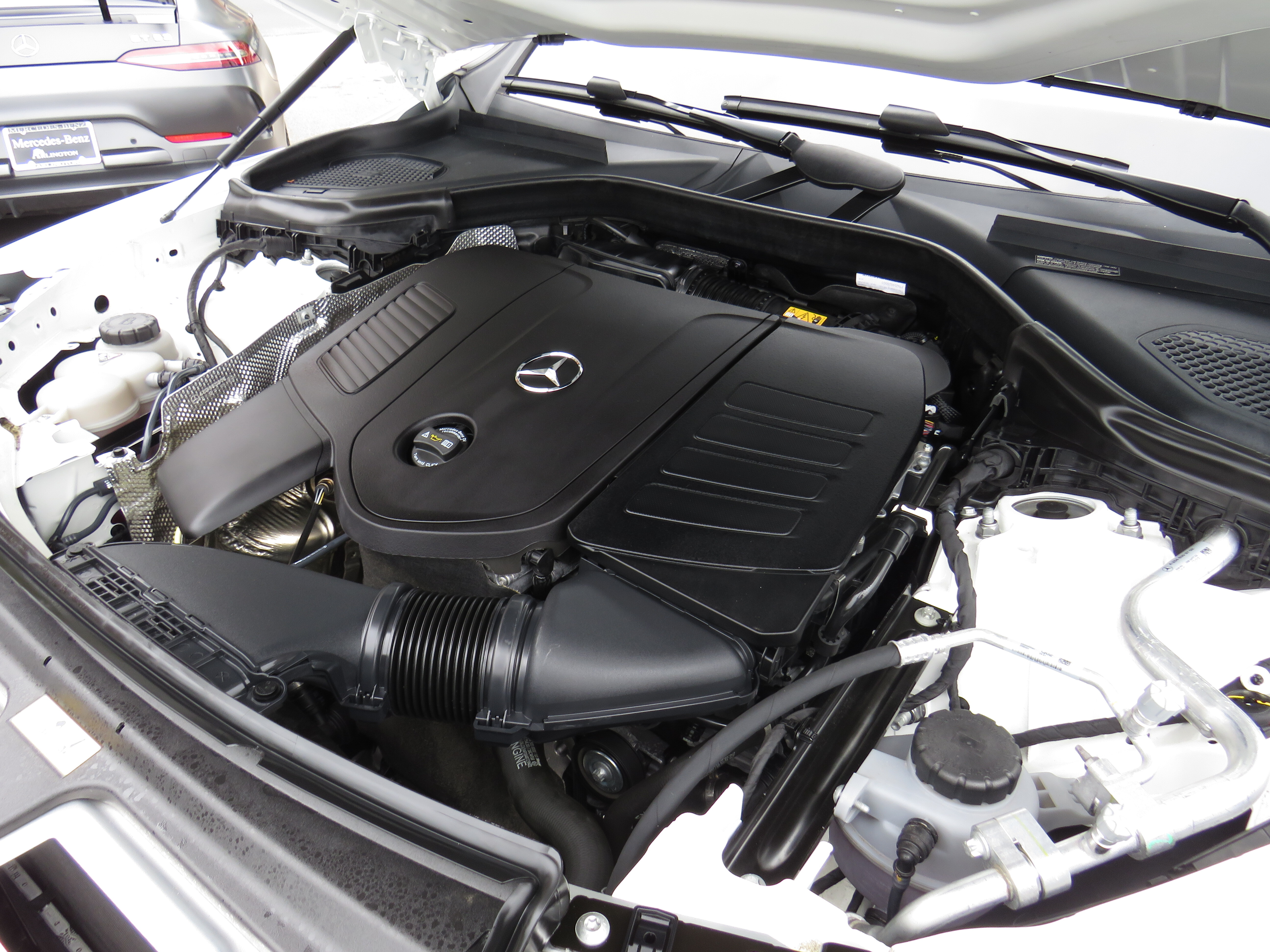 Used 2026 Polar White Mercedes-Benz GLC 300 4MATIC® image 7