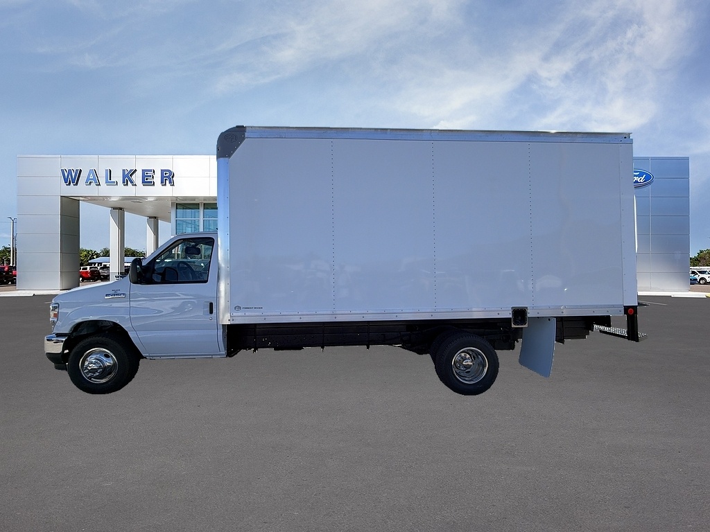 2027 Ford E-Series Cutaway E-450 DRW Rockport 16' CargoPort for Sale in Clearwater, FL – $66,279 | SilentAutoBroker.com