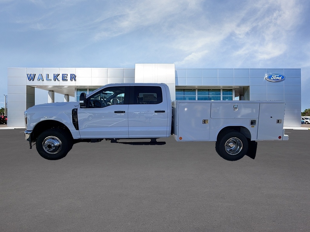 2027 Ford Super Duty F-350 DRW XL 4WD Crew Cab Reading 9' Service Body for Sale in Clearwater, FL – $82,318 | SilentAutoBroker.com
