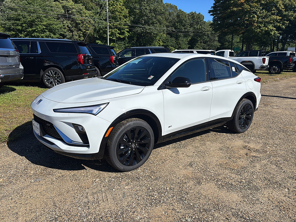 Summit White 2026 Buick Envista SUV / Crossover Front-Wheel Drive 6-Speed Automatic