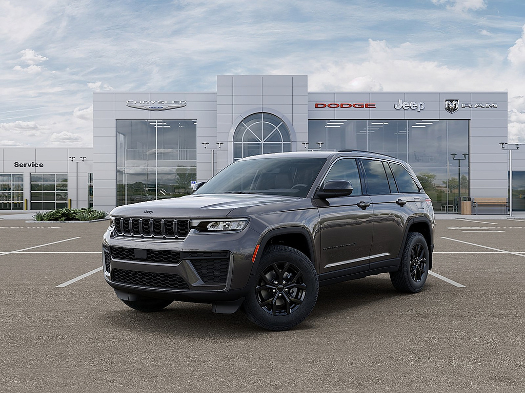 2026 Jeep Grand Cherokee Altitude 4×4 comparison vehicle