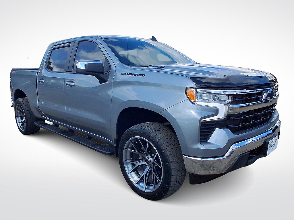 2025 Chevrolet Silverado 1500 LT comparison vehicle