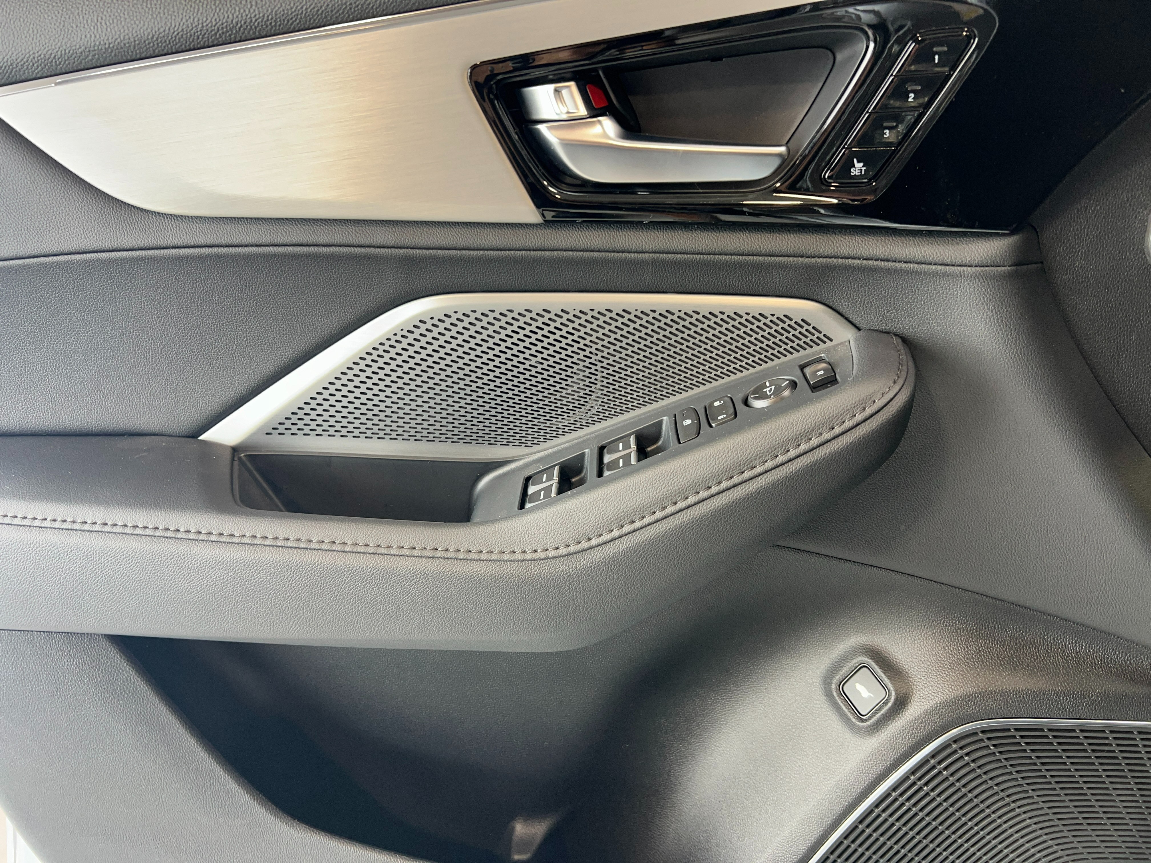 New 2026 Majestic Black Pearl Acura SH-AWD image 16