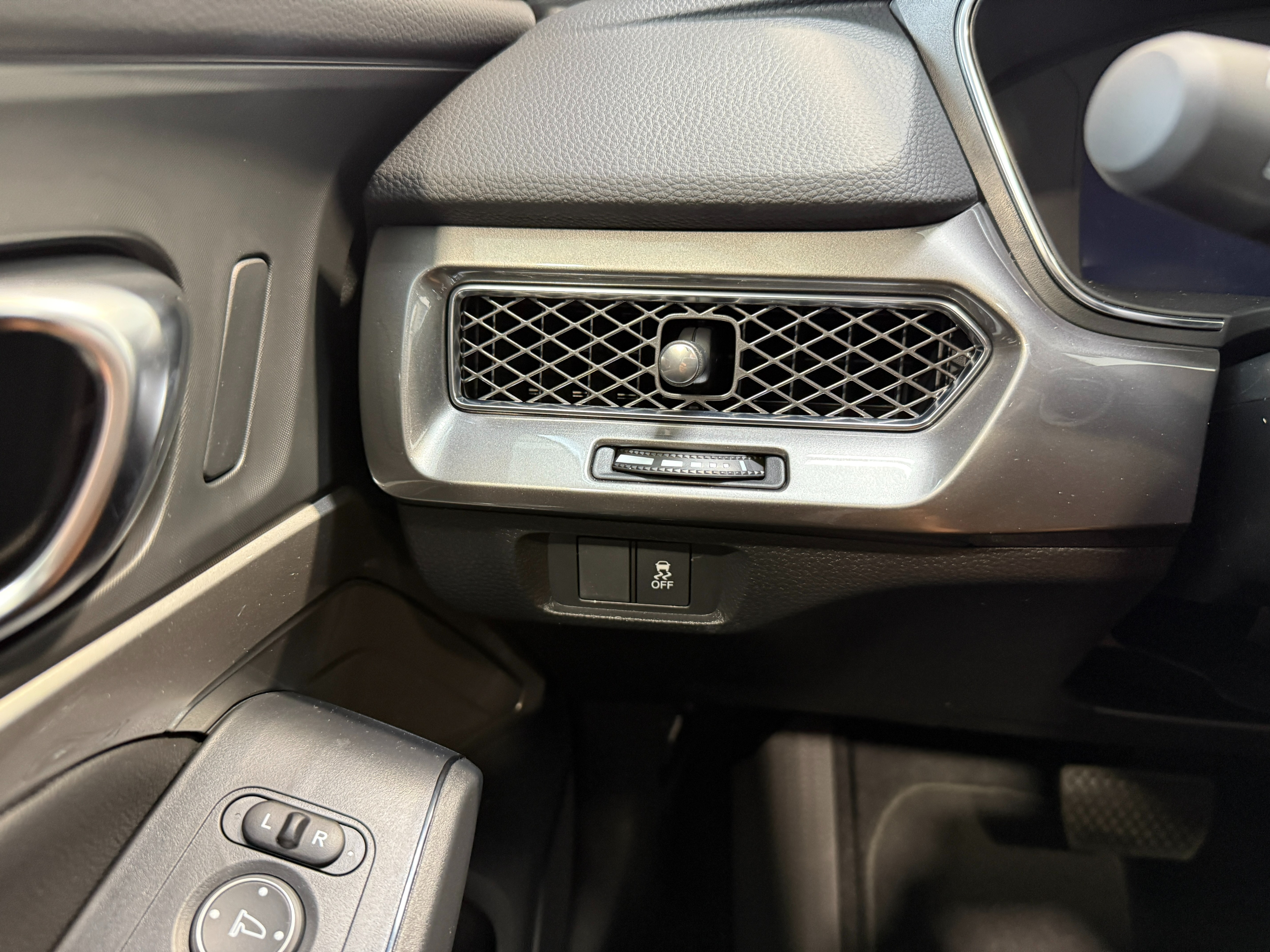 New 2026 Urban Gray Pearl Acura Base image 13