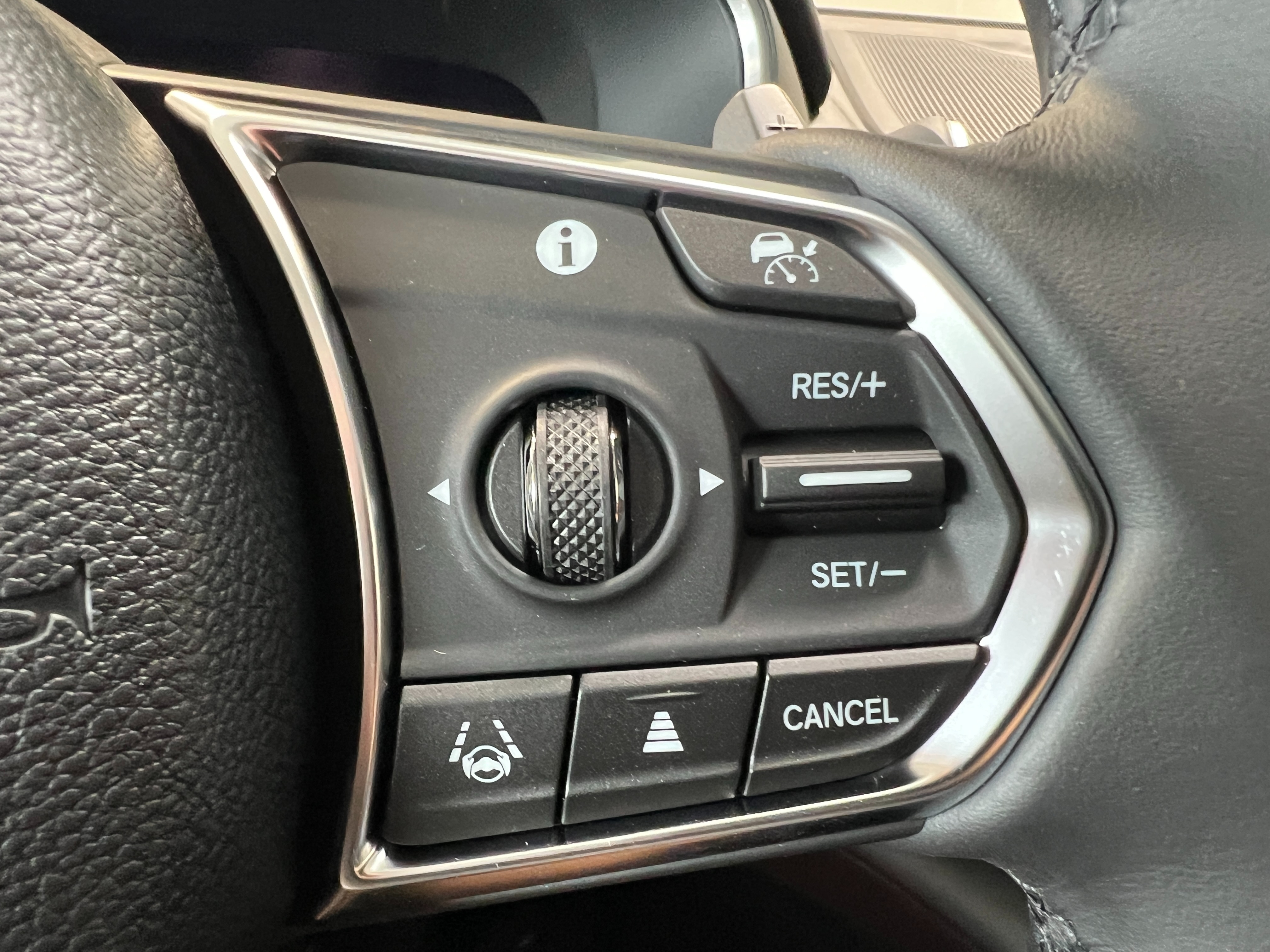 New 2026 Majestic Black Pearl Acura SH-AWD w/Tech image 20