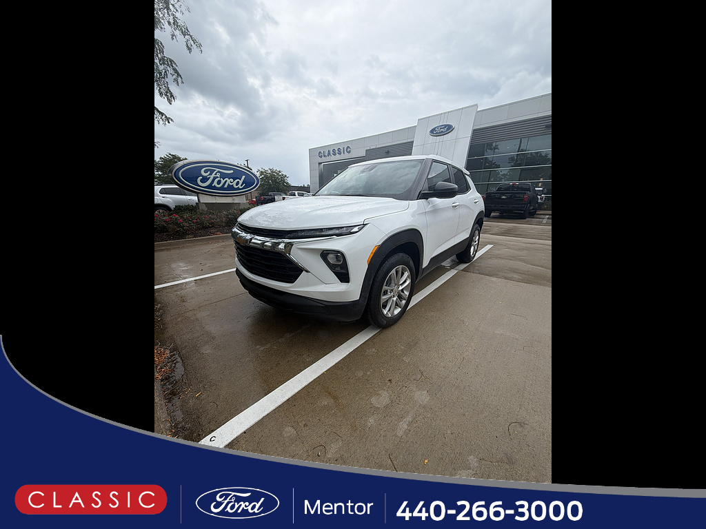 Summit White 2026 Chevrolet Trailblazer SUV / Crossover Four-Wheel Drive 9-Speed Automatic