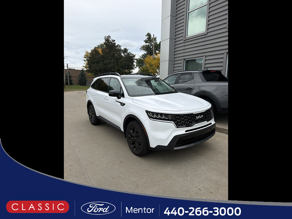 Glacial White Pearl 2023 Kia Sorento SUV / Crossover All-Wheel Drive 8-Speed Automatic