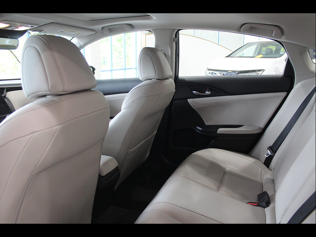 2022 Honda Insight Touring - Photo 16