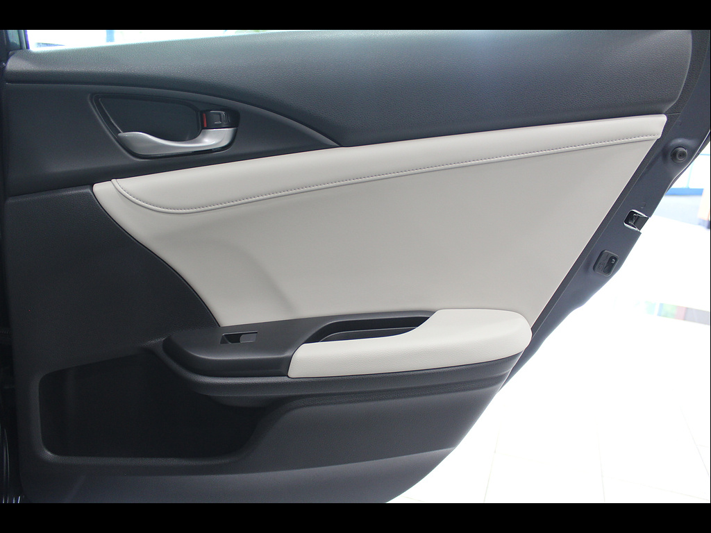 2022 Honda Insight Touring - Photo 22