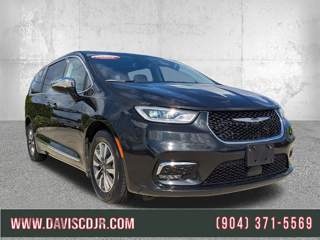 BRILLIANT BLACK 2023 Chrysler Pacifica Hybrid Minivan Front-Wheel Drive 1-Speed Dual Clutch