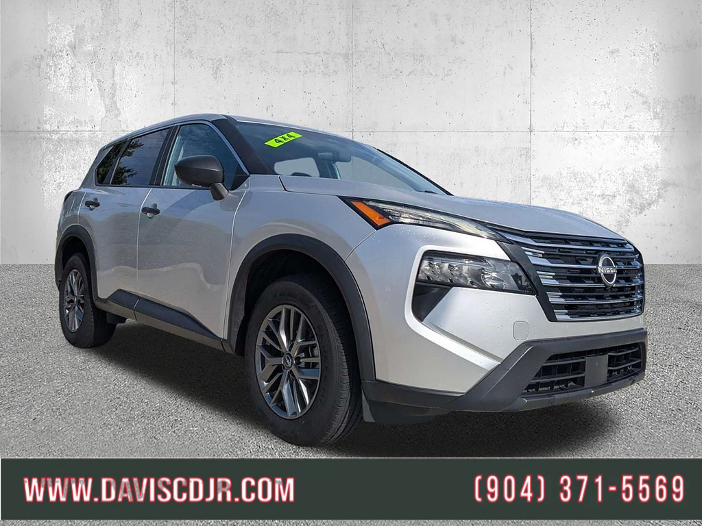 Brilliant Silver Metallic 2024 Nissan Rogue SUV / Crossover All-Wheel Drive Continuously Variable Transmission