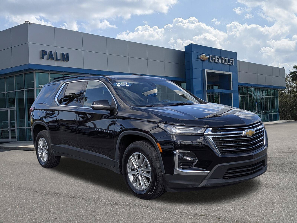 Mosaic Black Metallic 2023 Chevrolet Traverse SUV / Crossover Front-Wheel Drive 9-Speed Automatic