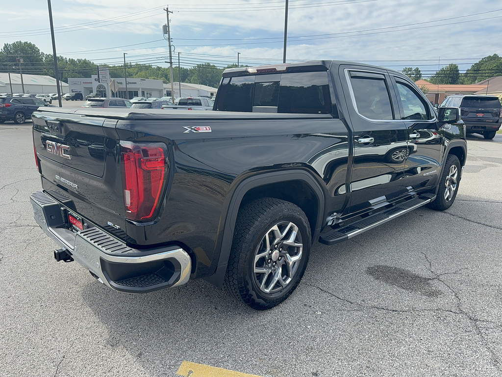 2024 GMC Sierra 1500 SLT - Onyx Black exterior view 6