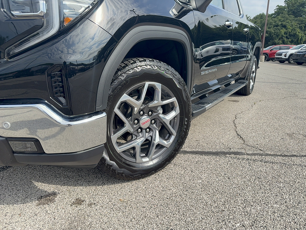 2024 GMC Sierra 1500 SLT - Onyx Black exterior view 2