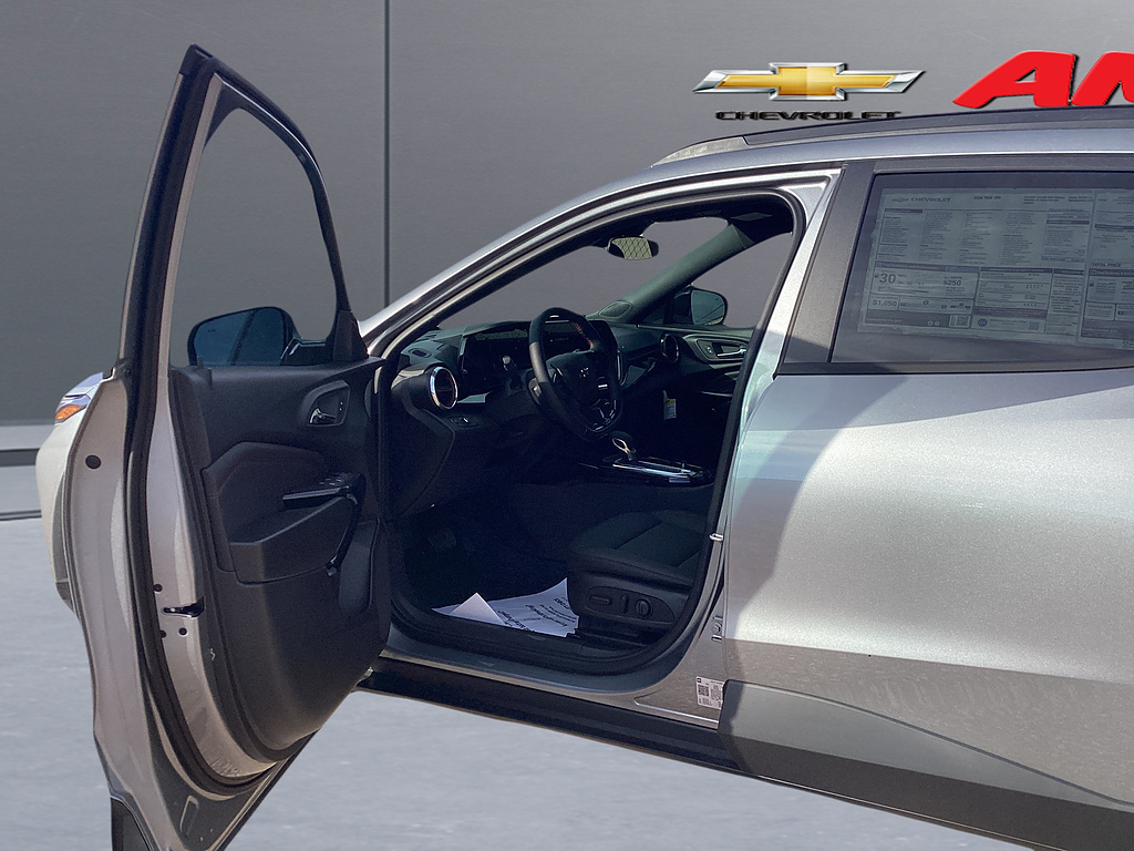 New 2026 Chevrolet Trax SUV