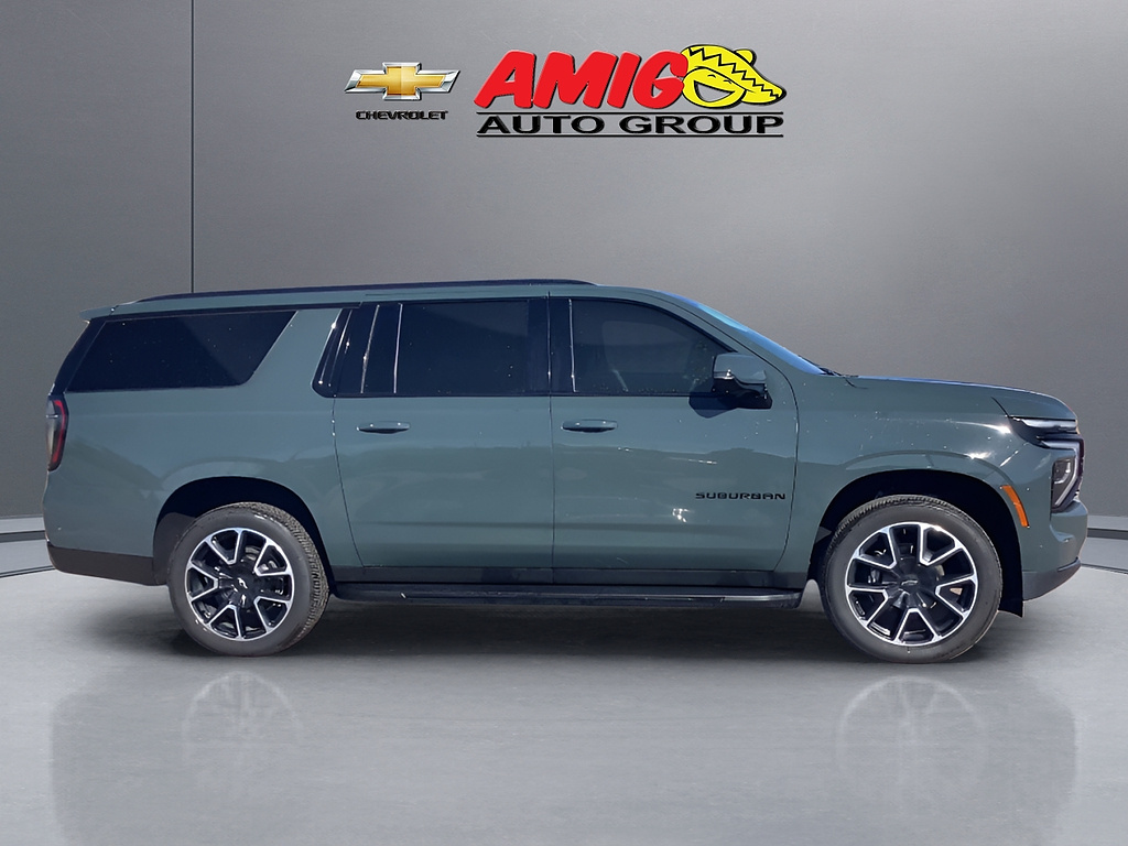 2025 Chevrolet Suburban RST - Photo 6