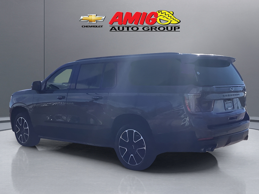 2025 Chevrolet Suburban RST - Photo 3