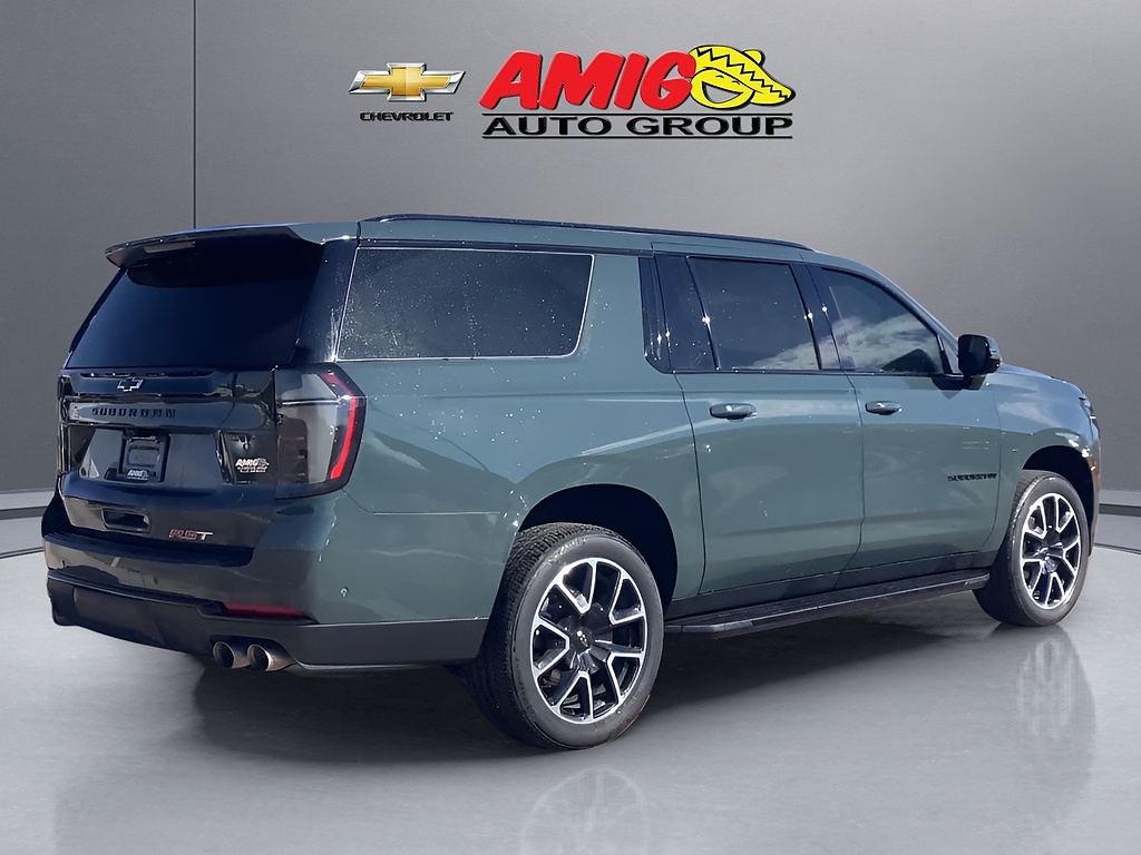 2025 Chevrolet Suburban RST - Photo 5