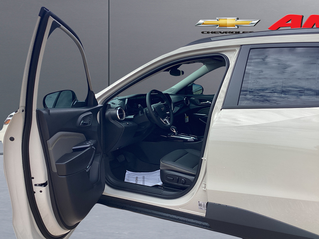 New 2026 Chevrolet Trax SUV