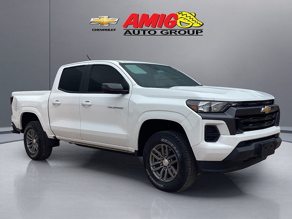 2023 Chevrolet Colorado LT - Photo 14