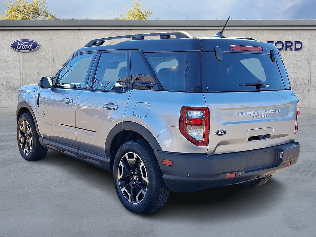 2022 Ford Bronco Sport Outer Banks Iconic Silver at Altoona Honda