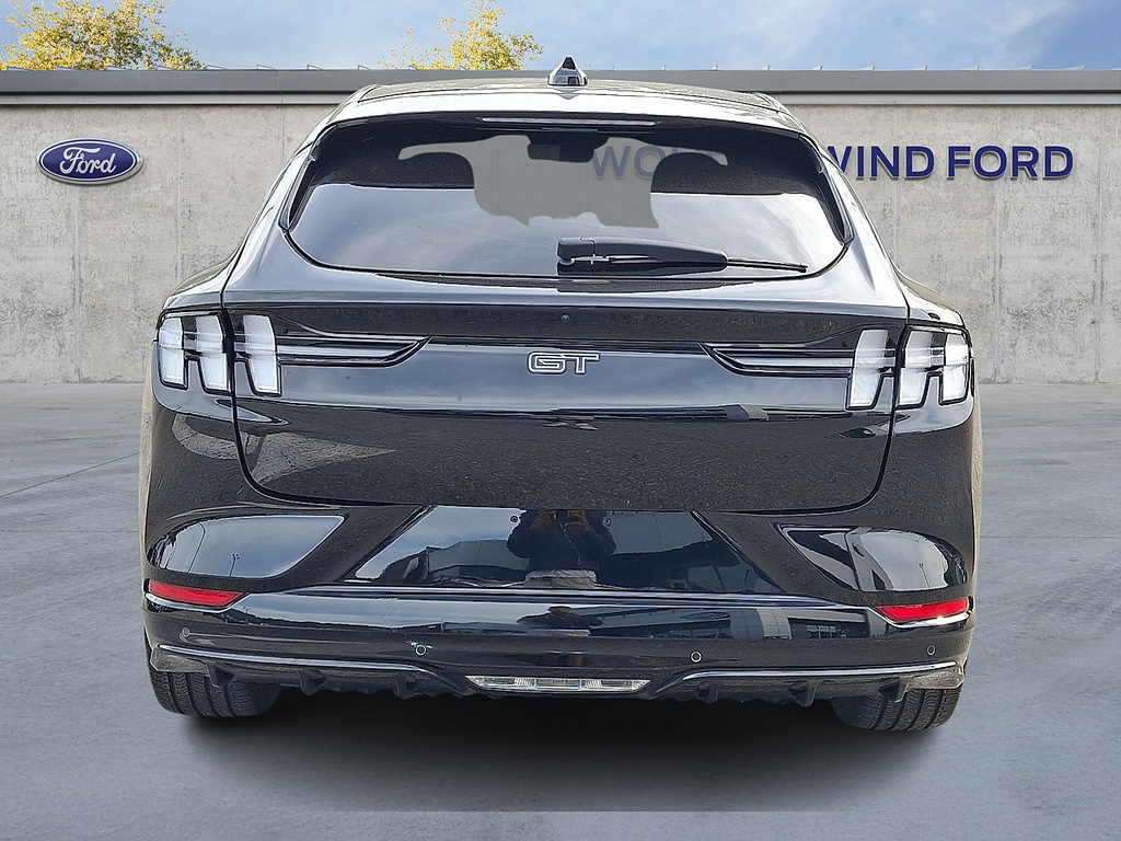 2025 Ford Mustang Mach-E photo 5 of 31