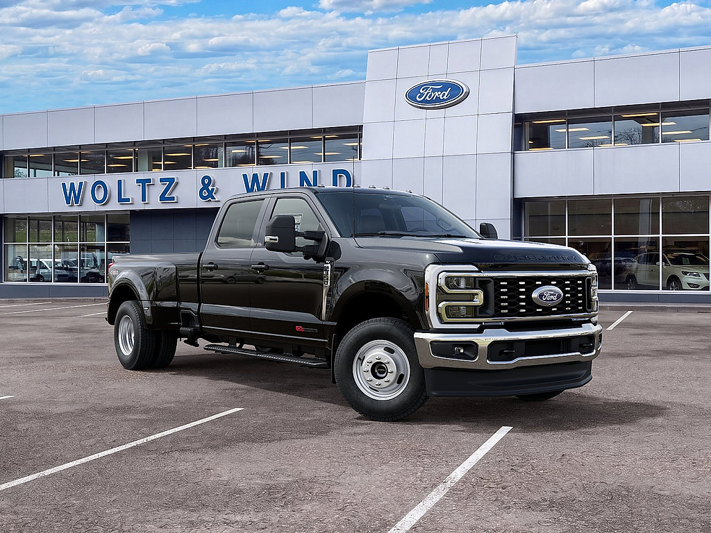2027 Ford Super Duty F-350 DRW photo 4 of 22