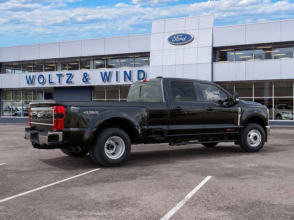 2027 Ford Super Duty F-350 DRW photo 6 of 22