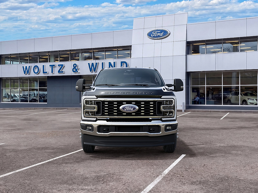 2027 Ford Super Duty F-350 DRW photo 3 of 22