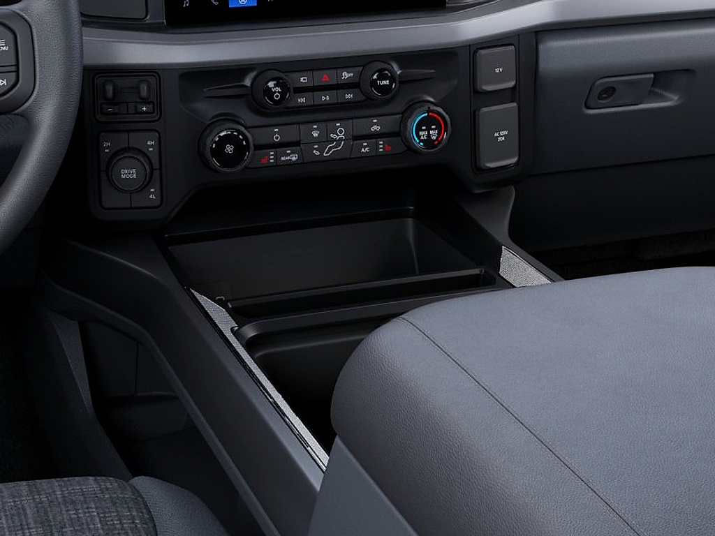 2027 Ford Super Duty F-350 DRW photo 15 of 22