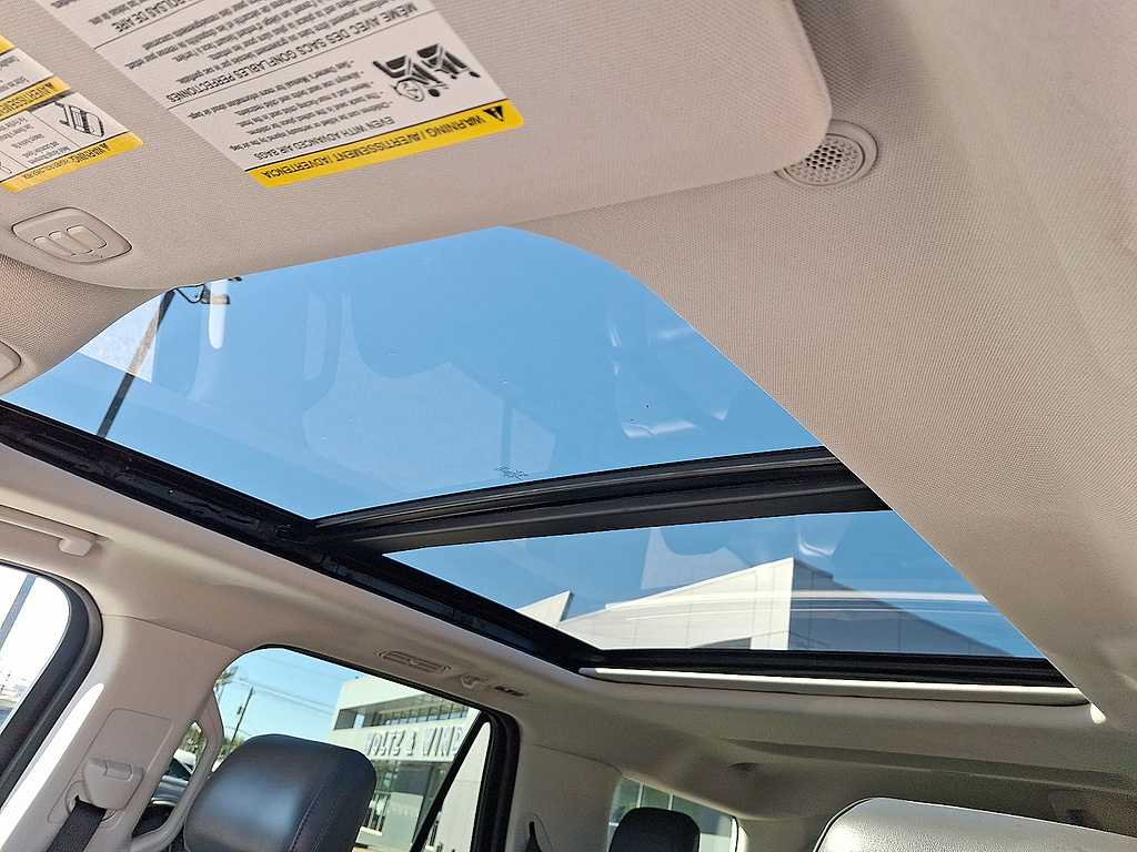 2025 Ford Expedition Active Oxford White at Altoona Honda