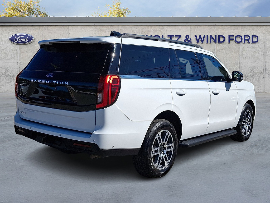 2025 Ford Expedition Active Oxford White at Altoona Honda