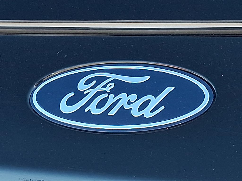 2025 Ford Expedition Active Oxford White at Altoona Honda
