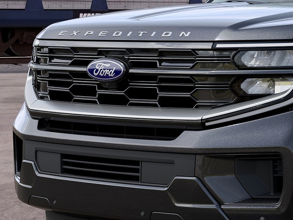 2027 Ford Expedition Max MAX Platinum Dark Matter Gray at Lake View Ford