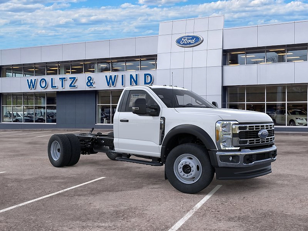 2026 Ford Super Duty F-600 DRW photo 7 of 22