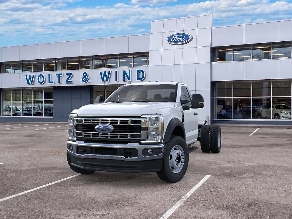 2026 Ford Super Duty F-600 DRW photo 2 of 22