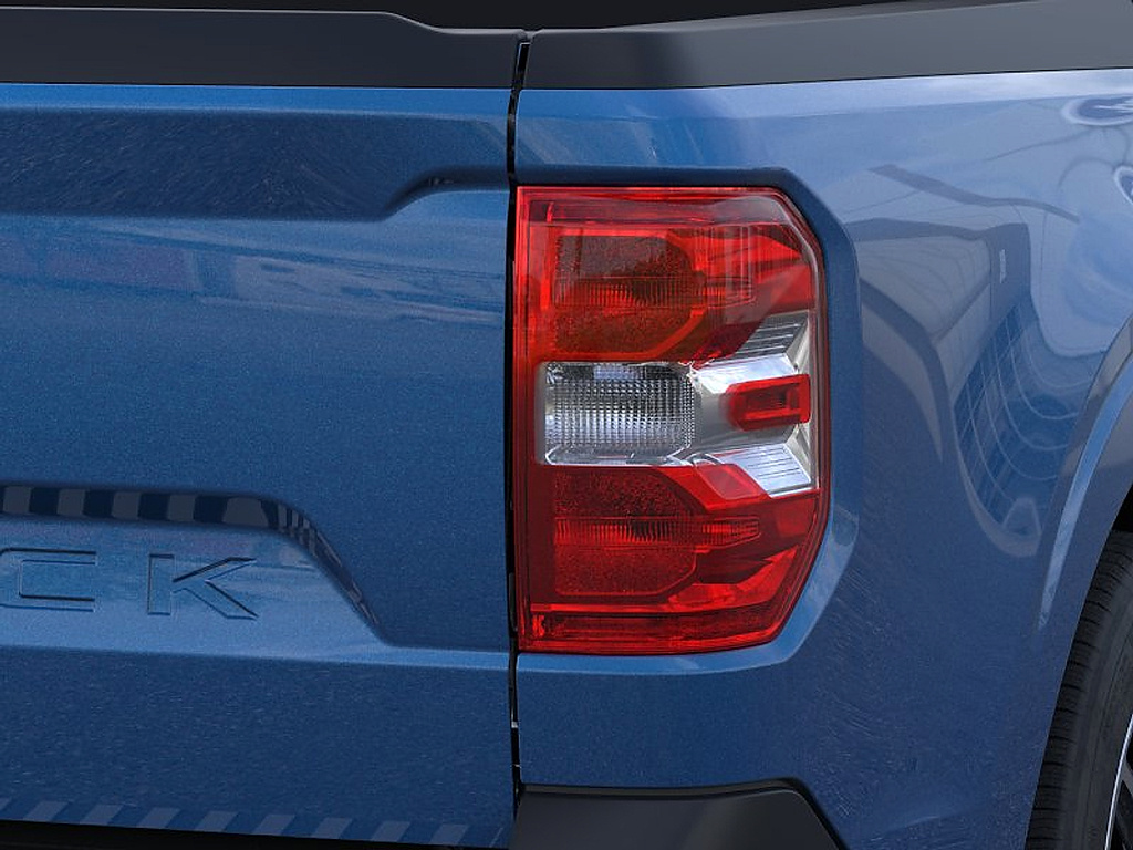 2026 Ford Maverick photo 22 of 24