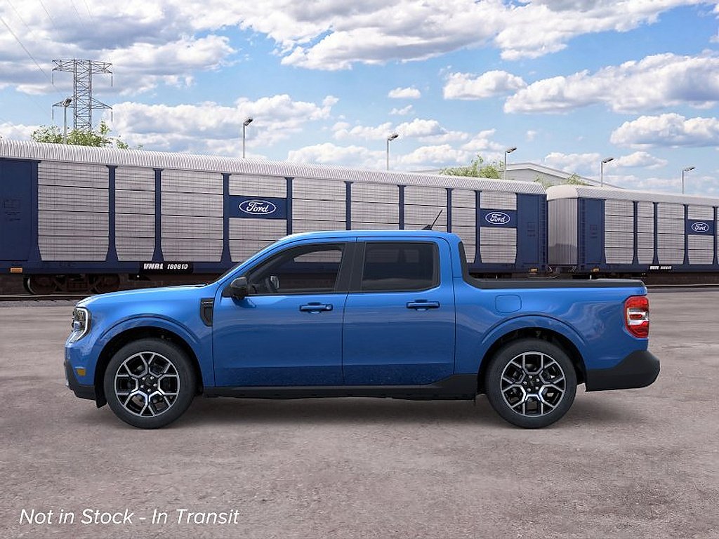 2026 Ford Maverick photo 3 of 24