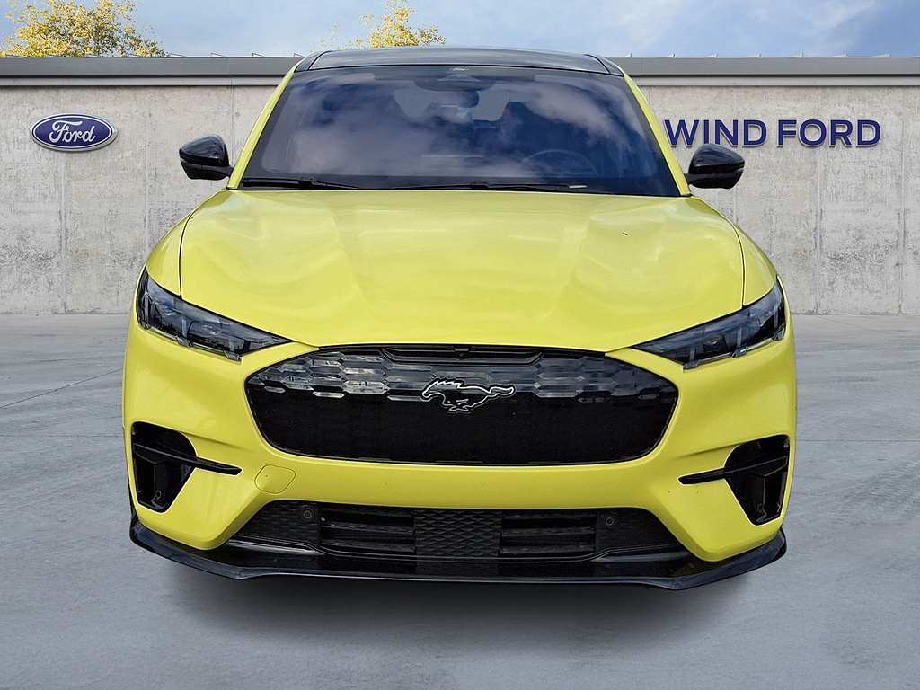 2025 Ford Mustang Mach-E photo 2 of 31