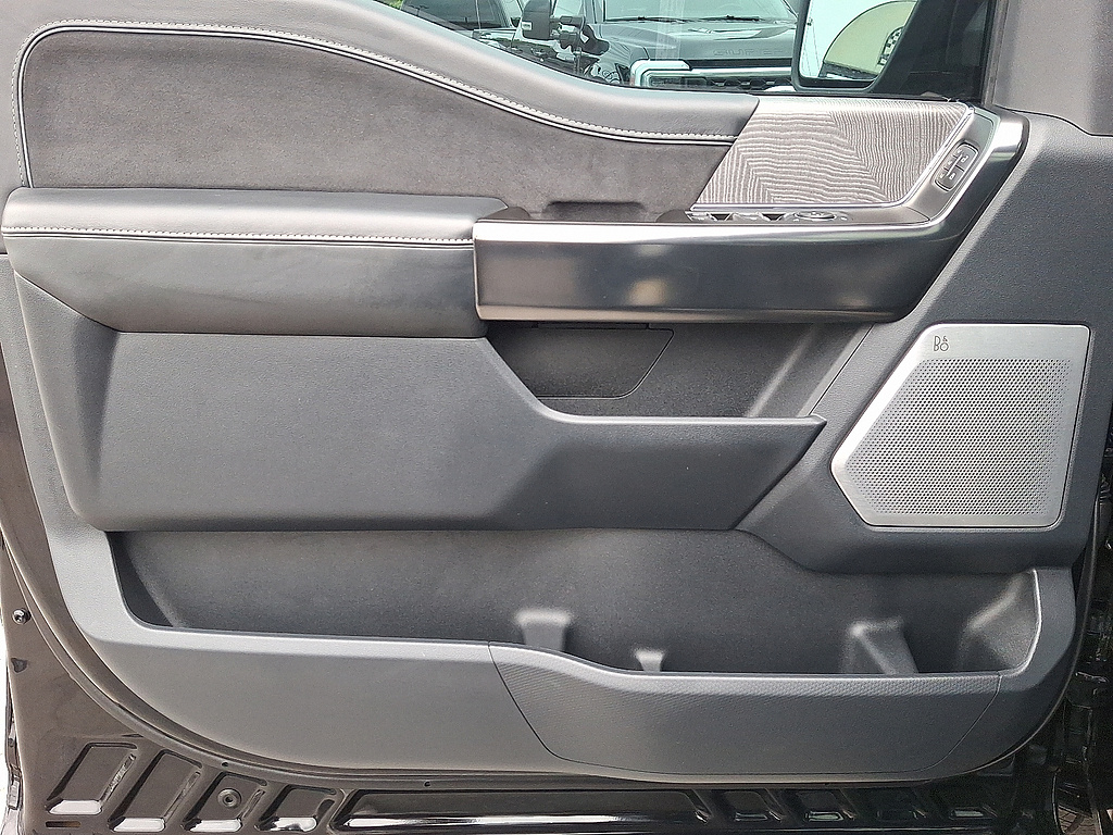 2023 Ford F-150 Platinum Agate Black at Washington Ford