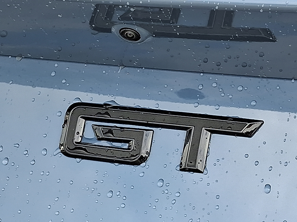 2024 Ford Mustang photo 29 of 31