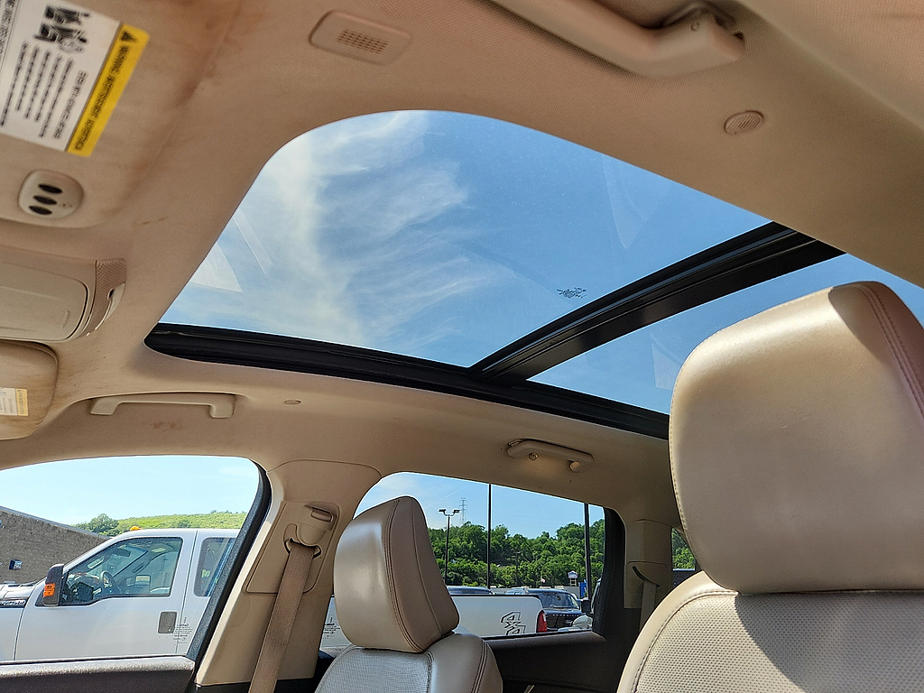 2023 Lincoln Nautilus Reserve Pristine White at Solomon Chevrolet